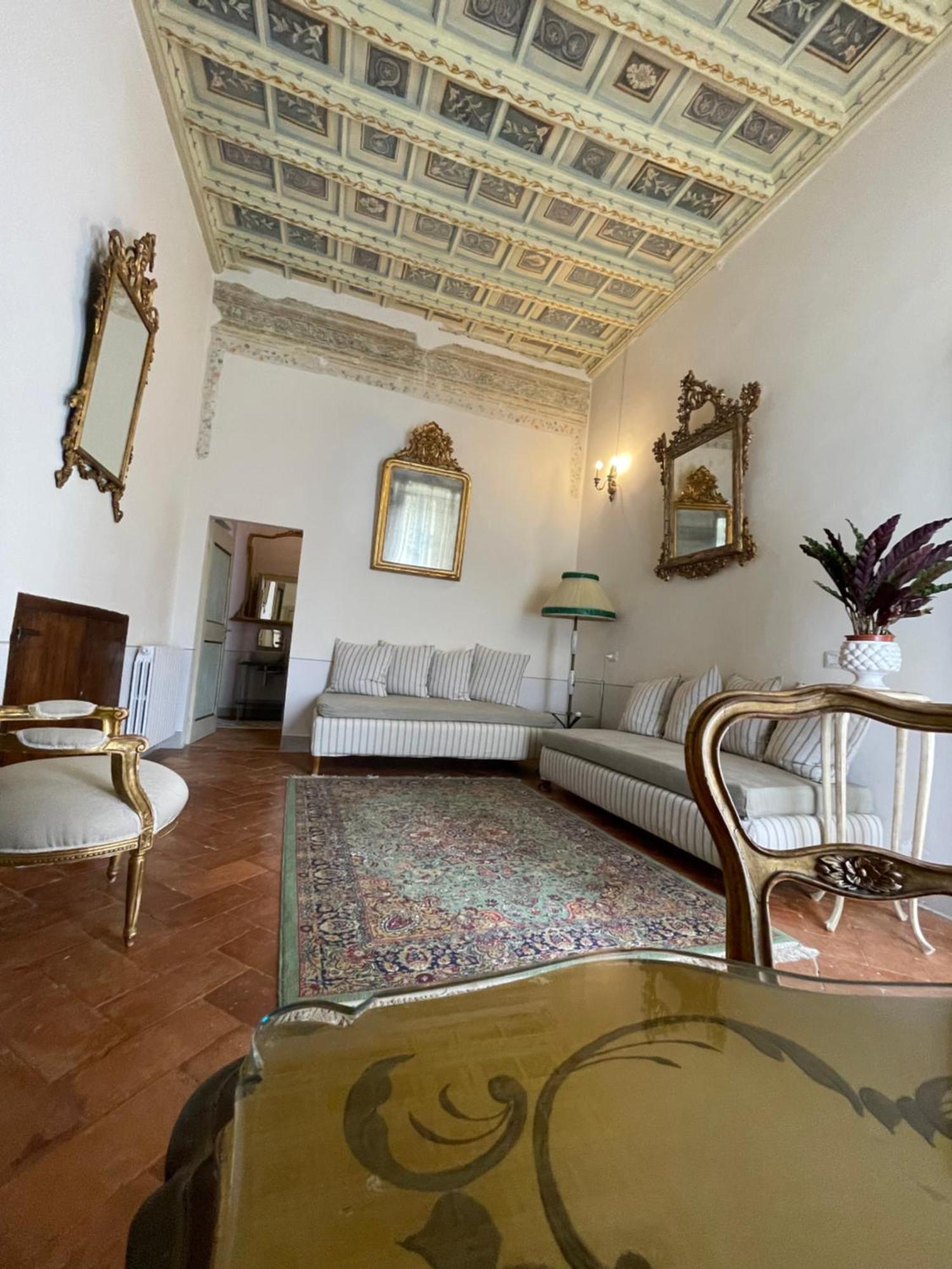 Palazzo Lauri Spoleto Apartment Екстериор снимка