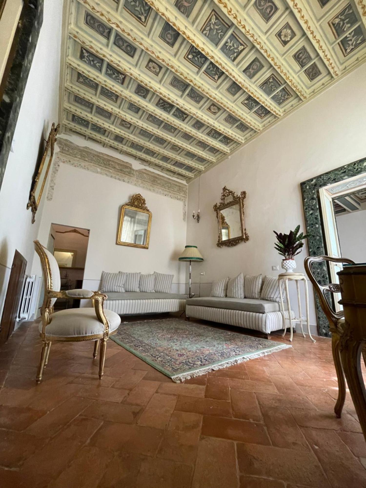 Palazzo Lauri Spoleto Apartment Екстериор снимка