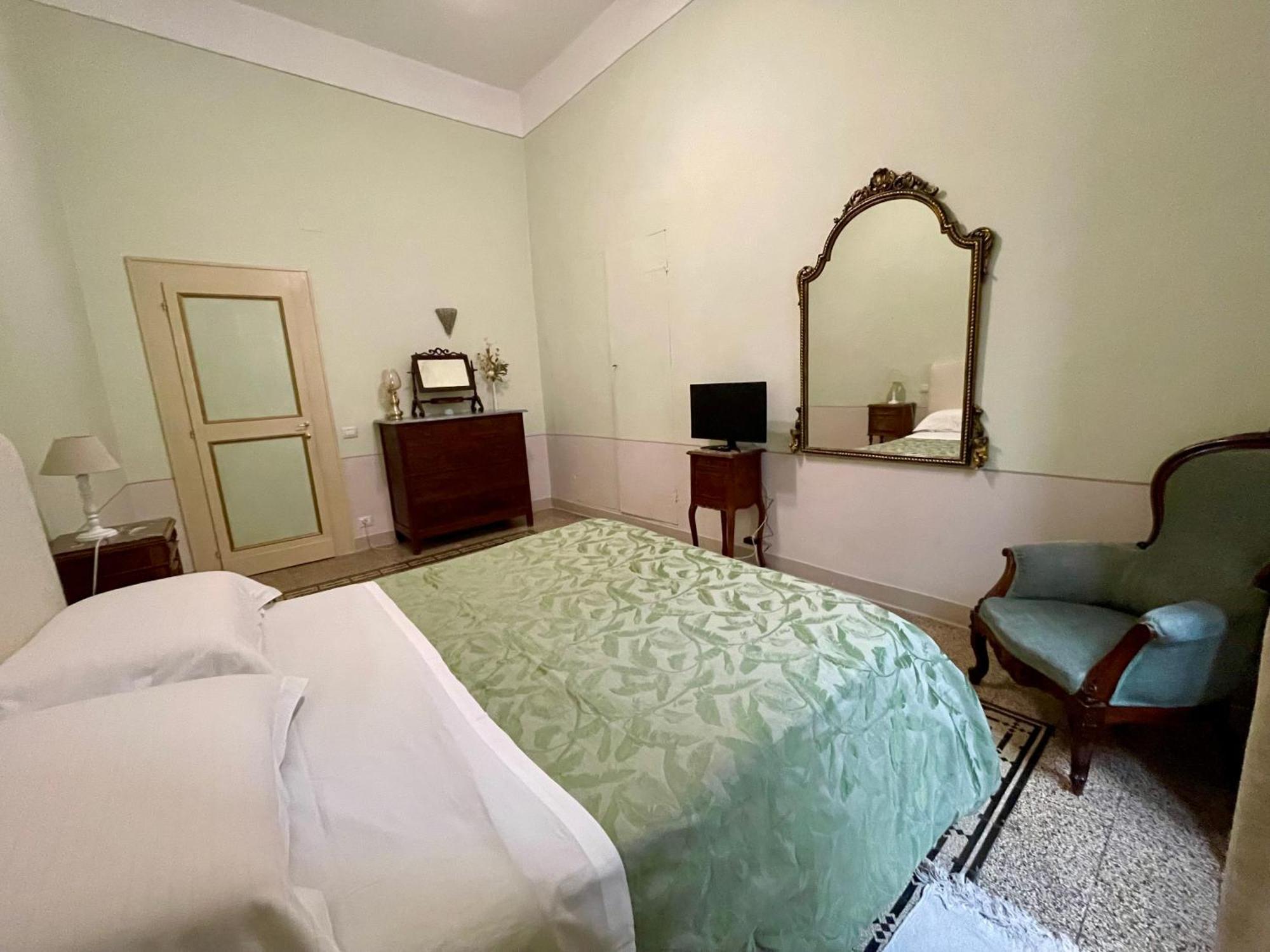 Palazzo Lauri Spoleto Apartment Екстериор снимка